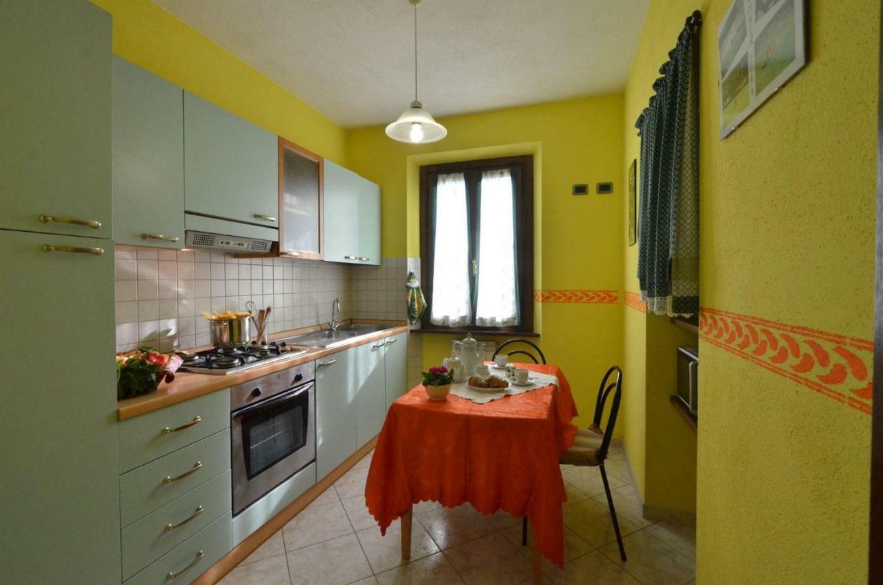 カヴリーリア Casa Il Pinoヴィラ エクステリア 写真