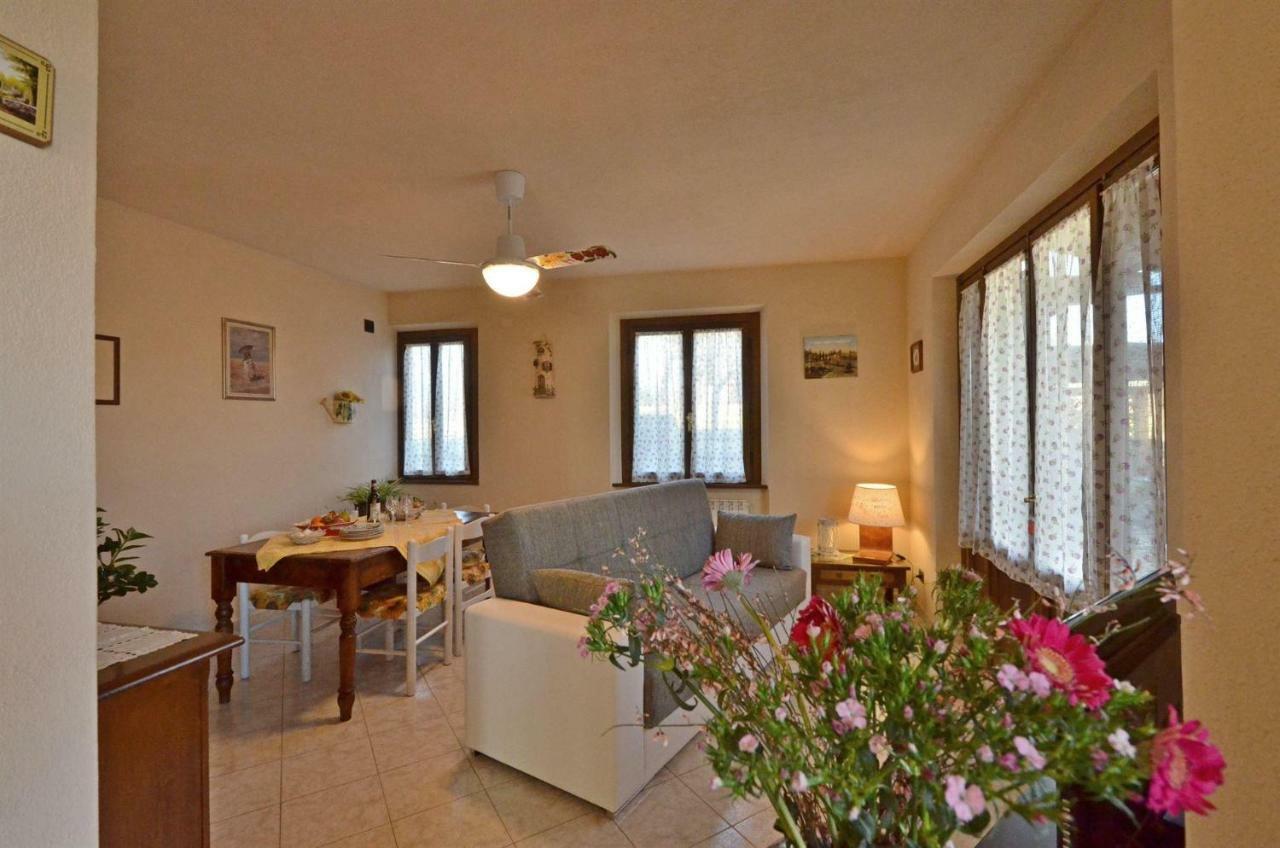 カヴリーリア Casa Il Pinoヴィラ エクステリア 写真