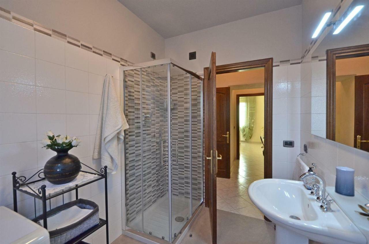 カヴリーリア Casa Il Pinoヴィラ エクステリア 写真